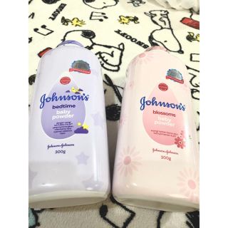 ジョンソン(Johnson's)の♡300㌘のベビーパウダー×2♡(その他)