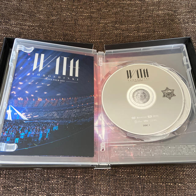 東方神起(トウホウシンキ)の“初回生産限定盤DVD” 東方神起 LIVE TOUR 2015 WITH エンタメ/ホビーのDVD/ブルーレイ(ミュージック)の商品写真