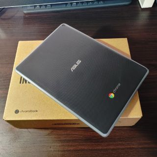 エイスース(ASUS)の【美品】Chromebook Tablet CT100P(タブレット)