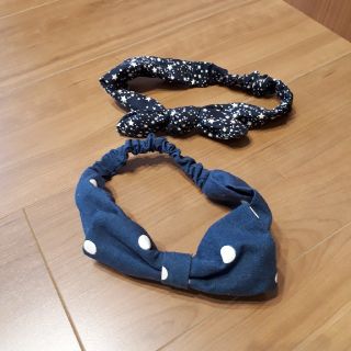 値下げ★0-2歳頃★　二点セット　うさぎりぼん　ドットリボン　ヘアバンド(ファッション雑貨)