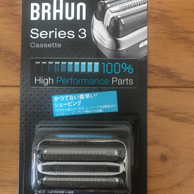 BRAUN - ブラウン シェーバー替刃 シリーズ3用 ブラック F/C32S-6