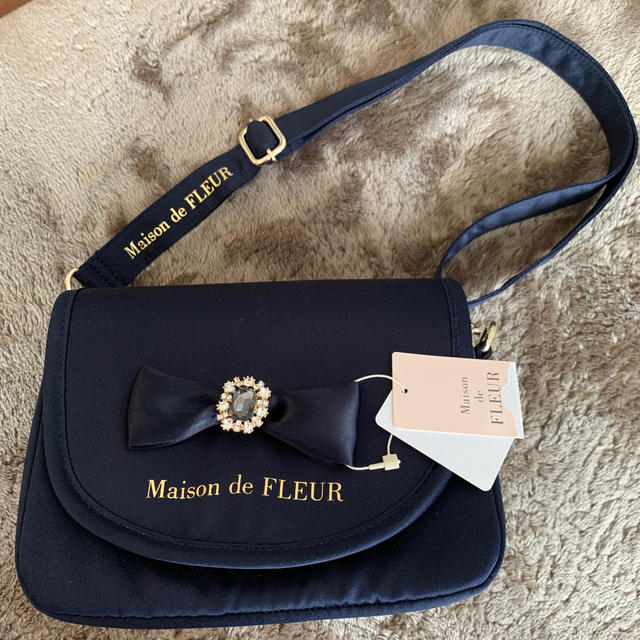 Maison de FLEUR(メゾンドフルール)のメゾンドフルール　カメラバッグ レディースのバッグ(ショルダーバッグ)の商品写真