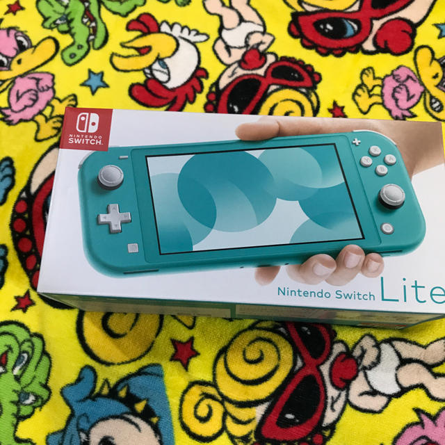 Nintendo Switch lite ターコイズブルー