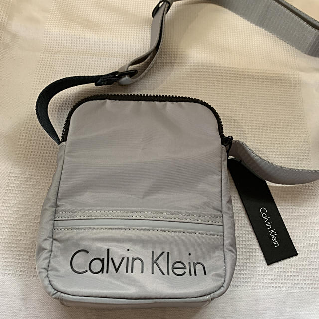 Calvin Klein(カルバンクライン)のカルバン・クライン　ショルダーバック メンズのバッグ(ショルダーバッグ)の商品写真