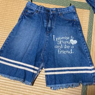 ベティーズブルー(BETTY'S BLUE)の半ズボン　160サイズです！(ハーフパンツ)