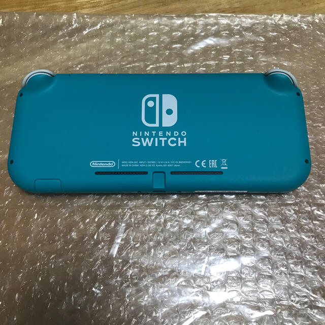 Nintendo Switch(ニンテンドースイッチ)のSwitch ライト ターコイズ エンタメ/ホビーのゲームソフト/ゲーム機本体(携帯用ゲーム機本体)の商品写真