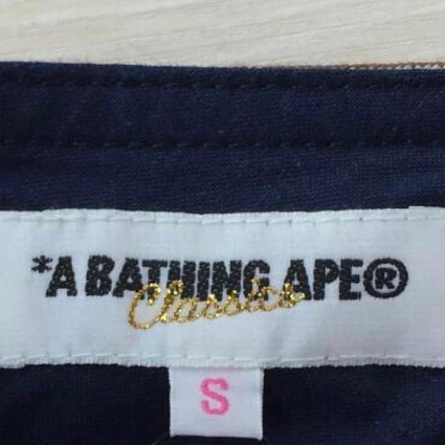 A BATHING APE(アベイシングエイプ)の★エイプA BATHING APE アベイシングエイプSミニスカート レディースのスカート(ミニスカート)の商品写真