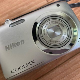 ニコン(Nikon)のNIKON COOLPIX A100(コンパクトデジタルカメラ)