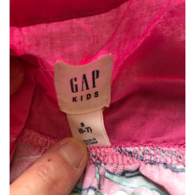 GAP Kids(ギャップキッズ)のギャップ gapkids ワンピース S 6/7歳 120 花柄 ピンク キッズ/ベビー/マタニティのキッズ服女の子用(90cm~)(ワンピース)の商品写真