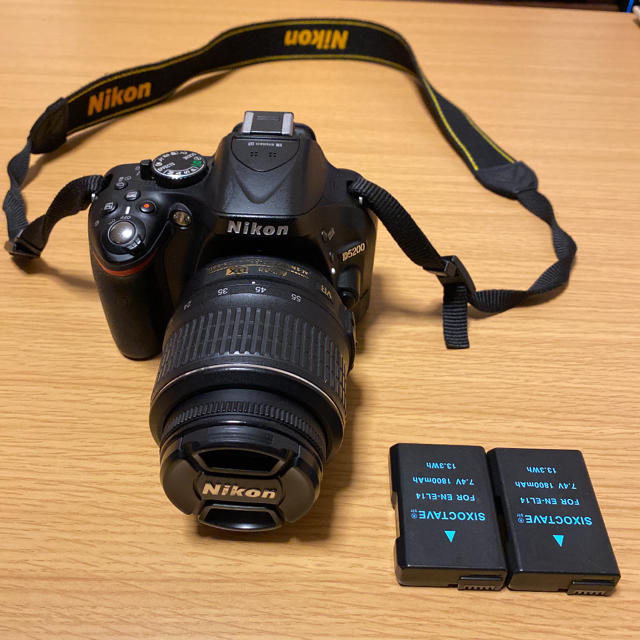 Nikon 一眼レフ　D5200