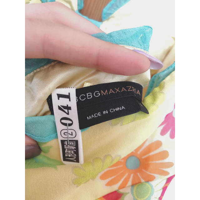 BCBGMAXAZRIA(ビーシービージーマックスアズリア)のBCBG シルクワンピース クリーニング済 レディースのワンピース(ひざ丈ワンピース)の商品写真