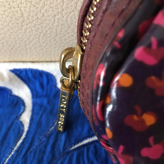 Tory Burch(トリーバーチ)のお値下げトリーバーチポーチ レディースのファッション小物(ポーチ)の商品写真