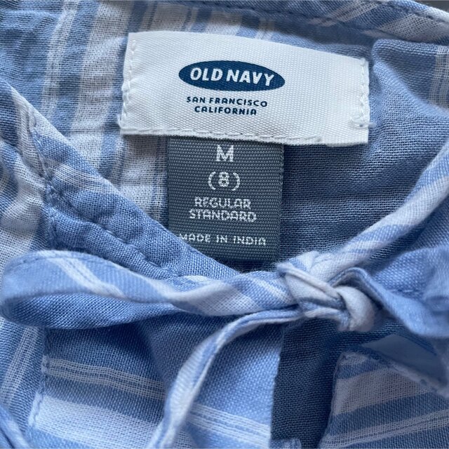 Old Navy(オールドネイビー)のOLD NAVY / オールドネイビー  水色ストライプ シャツ M 130 キッズ/ベビー/マタニティのキッズ服女の子用(90cm~)(ブラウス)の商品写真