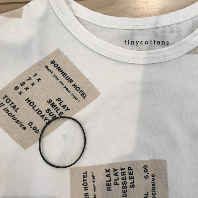 こどもビームス(コドモビームス)のtinycottnons tシャツ　2y キッズ/ベビー/マタニティのベビー服(~85cm)(Ｔシャツ)の商品写真