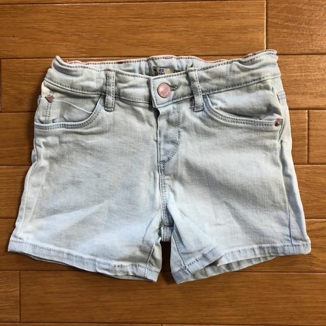 ZARA(ザラ)のショートパンツ ZARA キッズ/ベビー/マタニティのキッズ服女の子用(90cm~)(パンツ/スパッツ)の商品写真