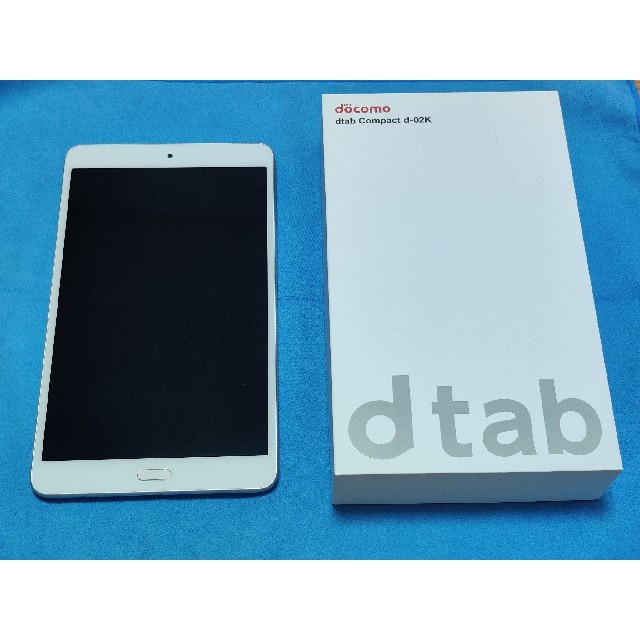 docomo dtab Compact d-02k　シルバースマホ/家電/カメラ