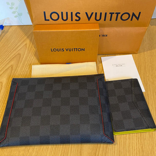 LOUIS VUITTON(ルイヴィトン)のルイヴィトン　カードケース　クラッチバッグセットLouisVuitton メンズのバッグ(セカンドバッグ/クラッチバッグ)の商品写真