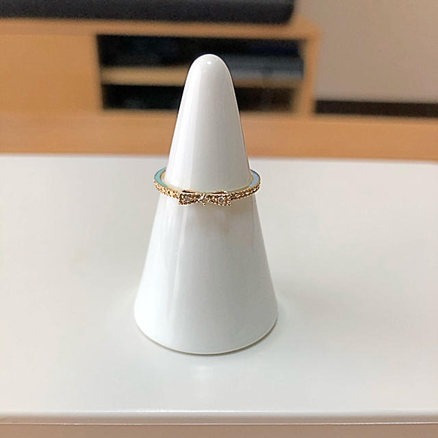 NOJESS(ノジェス)のNOJESS K10ソワレリボンリング レディースのアクセサリー(リング(指輪))の商品写真