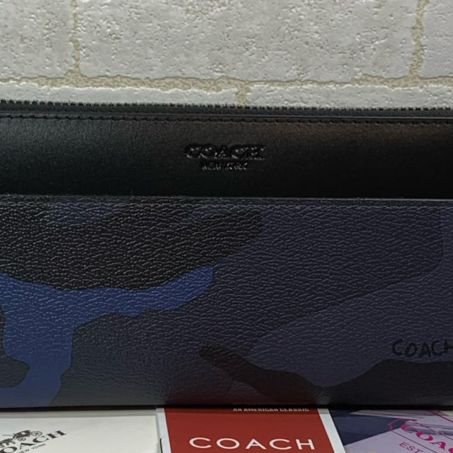 COACH(コーチ)の新品 COACH コーチ 長財布 迷彩柄 ラウンドファスナー メンズのファッション小物(長財布)の商品写真