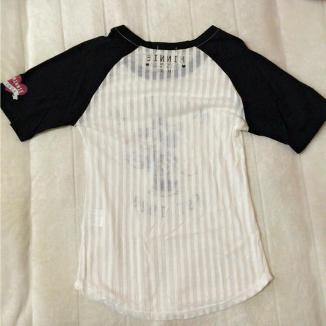 Disney(ディズニー)のミニーちゃんTシャツ レディースのトップス(Tシャツ(半袖/袖なし))の商品写真