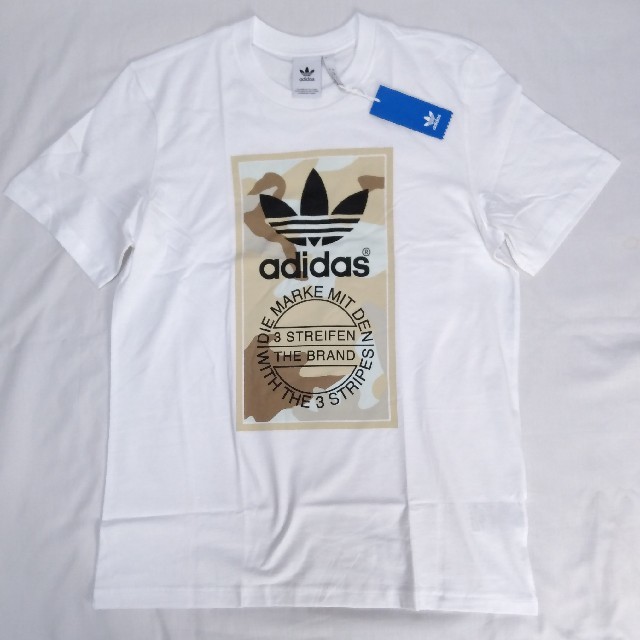 adidas(アディダス)の新品 L adidas originals Tシャツ 迷彩 ラベル ベージュ メンズのトップス(Tシャツ/カットソー(半袖/袖なし))の商品写真