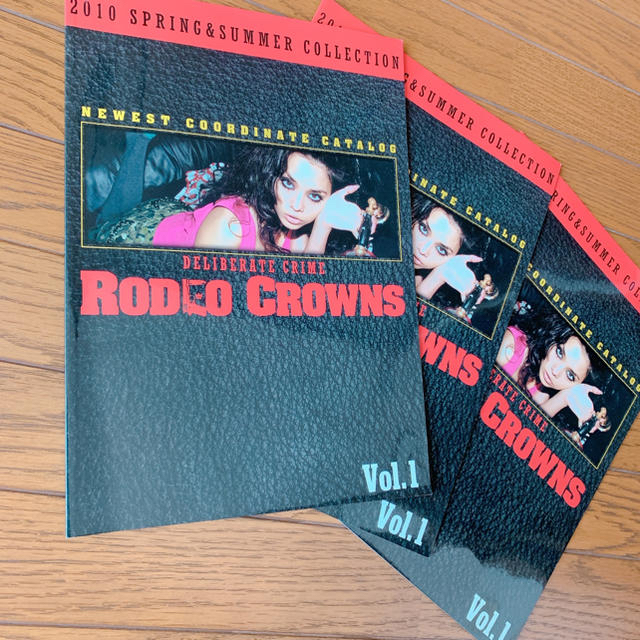 RODEO CROWNS(ロデオクラウンズ)のRODEO CROWNS ロデオクラウンズ 2010SS カタログ 非売品 エンタメ/ホビーの雑誌(ファッション)の商品写真