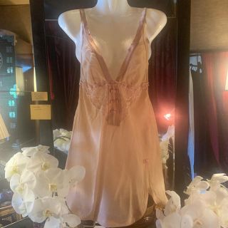 ラペルラ(LA PERLA)の完売　la perla スリップ(その他)