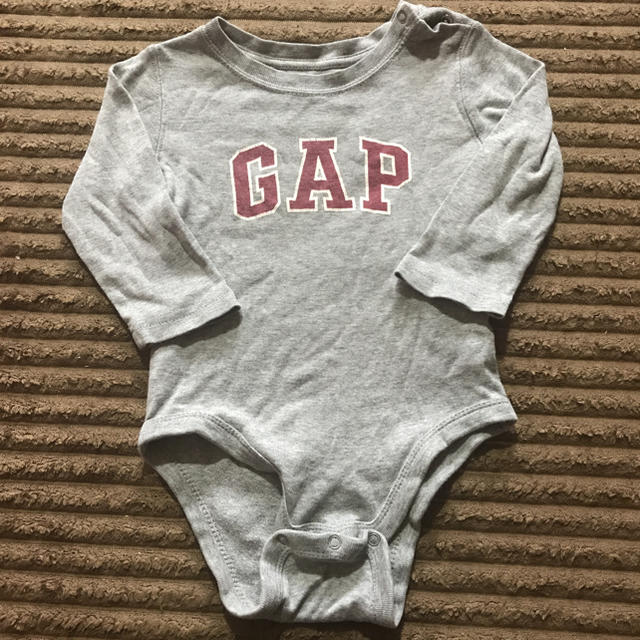 babyGAP(ベビーギャップ)の【70センチ】ベビーgap 薄手　ロンパース  キッズ/ベビー/マタニティのベビー服(~85cm)(ロンパース)の商品写真