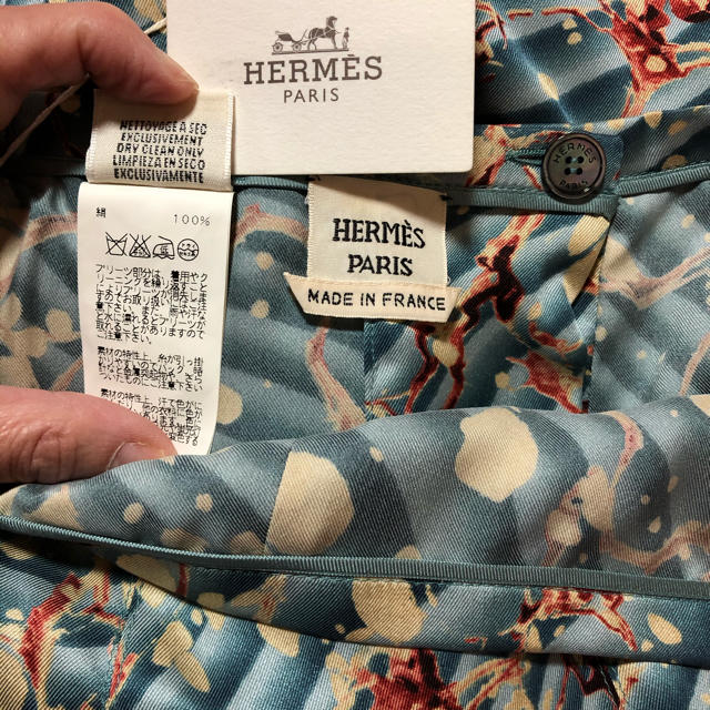 配送員設置 Hermes - シルクスカート 新品未使用 『破格』HERMES ひざ