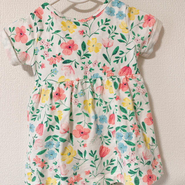 carter's(カーターズ)のロンパース　カーターズ9Mサイズ キッズ/ベビー/マタニティのベビー服(~85cm)(ロンパース)の商品写真