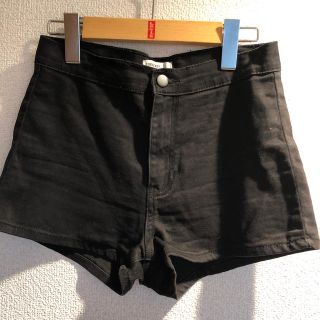 フォーエバートゥエンティーワン(FOREVER 21)のショートパンツ　forever21(ショートパンツ)