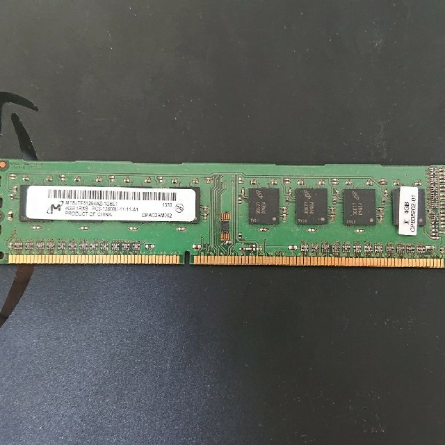 DDR3 PC3-12800U 4GB × 4枚 スマホ/家電/カメラのPC/タブレット(PCパーツ)の商品写真