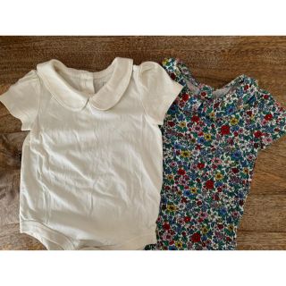 ギャップ(GAP)のGAP ロンパース  2枚セット　完売　美品　6-12m 花柄　(ロンパース)