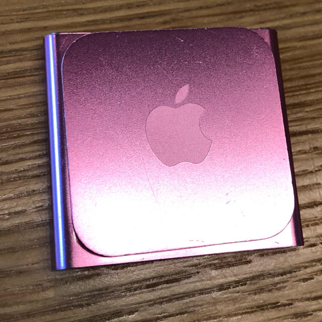 Apple(アップル)のiPod nano 第6世代 8GB ピンク スマホ/家電/カメラのオーディオ機器(ポータブルプレーヤー)の商品写真