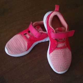 【スニーカー】プーマ☆PUMA☆女の子☆19CM☆ピンク(スニーカー)