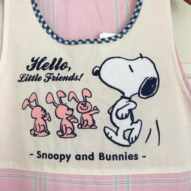 SNOOPY(スヌーピー)の新品＊スヌーピー エプロン / ラビット インテリア/住まい/日用品のキッチン/食器(その他)の商品写真