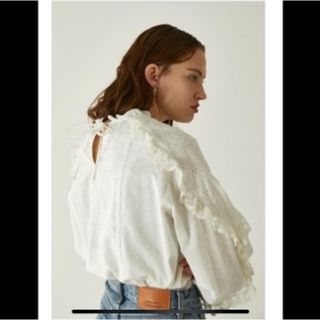 マウジー(moussy)のMOUSSY フリー　レースブラウス EMBROIDERED LACE ブラウス(シャツ/ブラウス(長袖/七分))