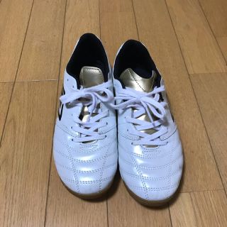 アンブロ(UMBRO)のアンブロ　フットサルシューズJR(シューズ)