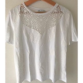 ザラ(ZARA)のZARA Tシャツ　ホワイト(Tシャツ/カットソー(半袖/袖なし))