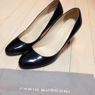 ファビオルスコーニ(FABIO RUSCONI)のFABIORUSCONIエナメルパンプス(ハイヒール/パンプス)