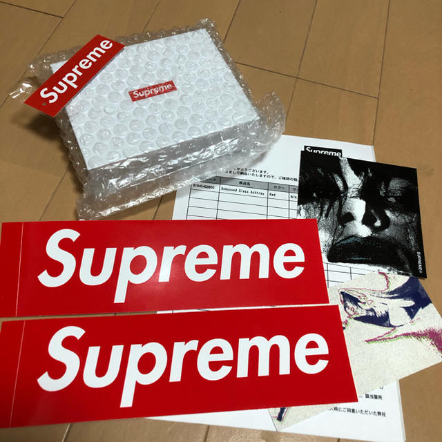 Supreme(シュプリーム)のsupreme灰皿&南京錠セット インテリア/住まい/日用品のインテリア小物(灰皿)の商品写真