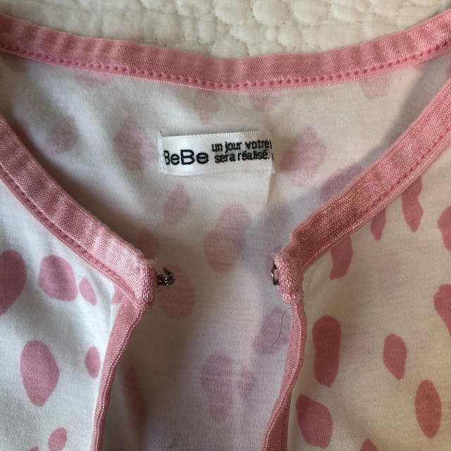 BeBe(ベベ)の女の子　トップス  アンサンブル　100 キッズ/ベビー/マタニティのキッズ服女の子用(90cm~)(Tシャツ/カットソー)の商品写真