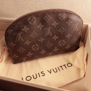 ルイヴィトン(LOUIS VUITTON)のLOUIS VUITTON ルイヴィトン ポシェット コスメティック(ポーチ)