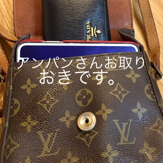 VUITTON ショルダーバッグ