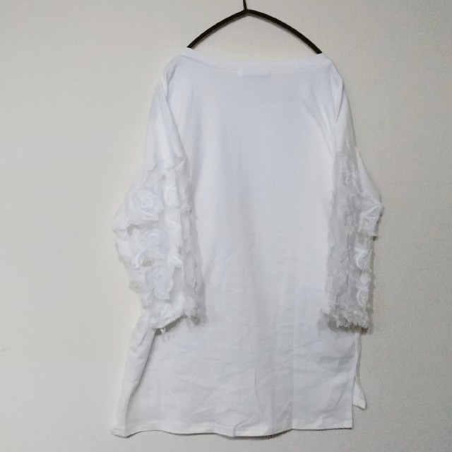 【特価】新品未使用タグ付⭐️袖がおしゃれなTシャツ⭐️韓流⭐️ レディースのトップス(Tシャツ(半袖/袖なし))の商品写真