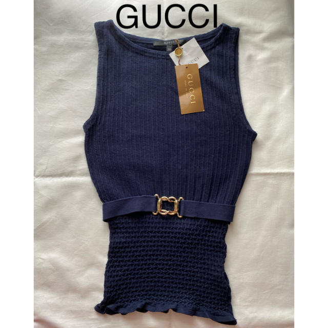 Gucci(グッチ)の未使用 GUCCI タグ付き お洒落なベルト付き ニット トップス レディースのトップス(ニット/セーター)の商品写真