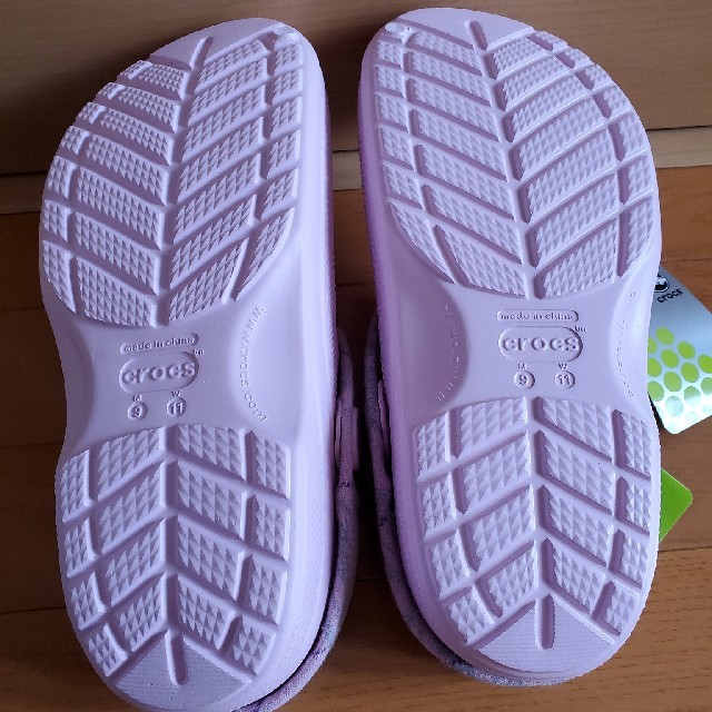 crocs(クロックス)のクロックス　ピンク　ボア付き27cm メンズの靴/シューズ(サンダル)の商品写真