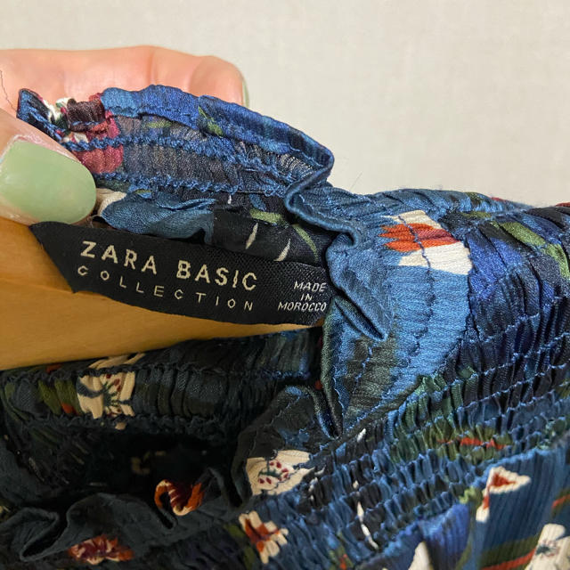 ZARA(ザラ)のZara ボタニカル柄ワンピース レディースのワンピース(ロングワンピース/マキシワンピース)の商品写真