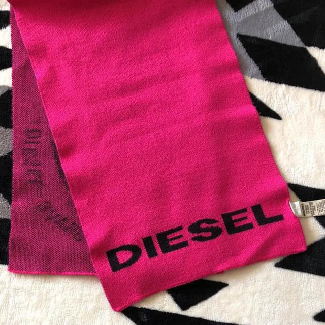 DIESEL(ディーゼル)のたんたん様専用 レディースのファッション小物(マフラー/ショール)の商品写真