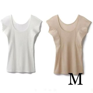 ベルメゾン(ベルメゾン)のサラリスト　ベージュ　白　M  夏用下着　脇汗対策　脇汗パット付きインナー(Tシャツ(半袖/袖なし))